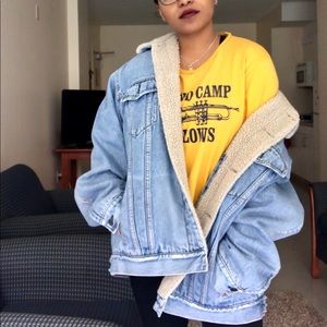 Levi’s Oversized Sherpa-lined Denim Jacket